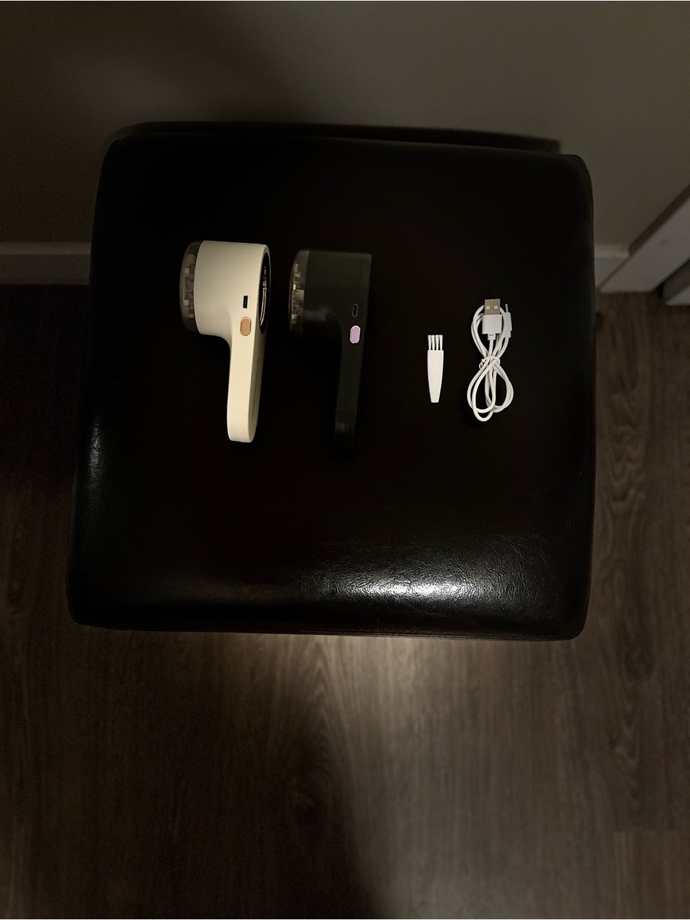 Handheld Fabric Shaver Duo in Cream and Black